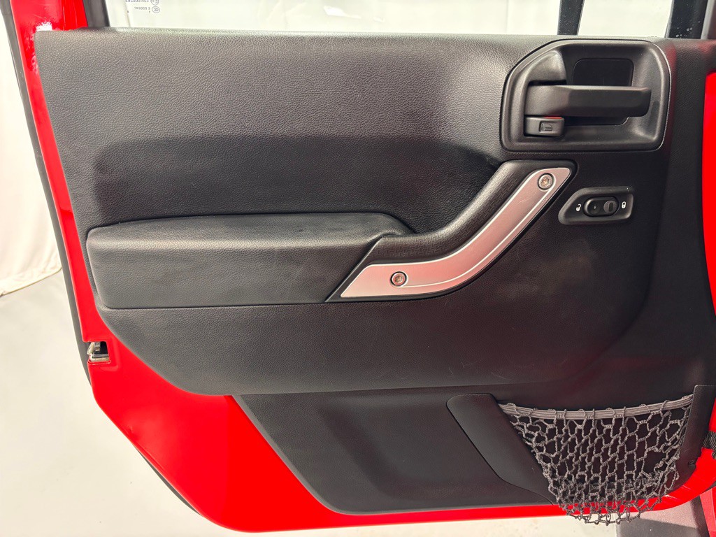 2016 Jeep Wrangler Unlimited Image 16