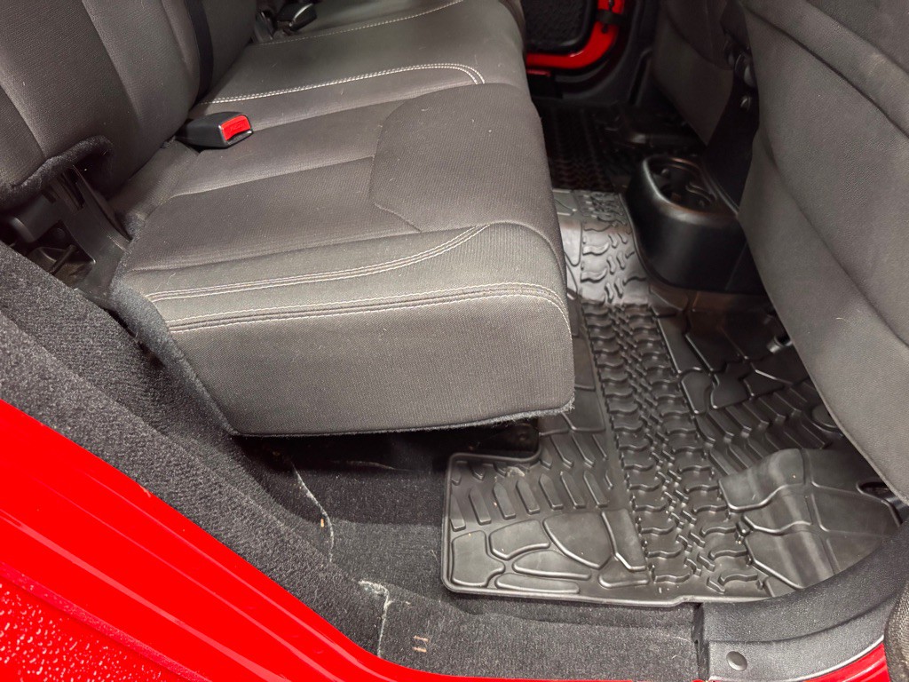 2016 Jeep Wrangler Unlimited Image 24