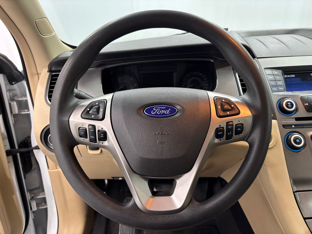 2018 Ford Taurus Image 13