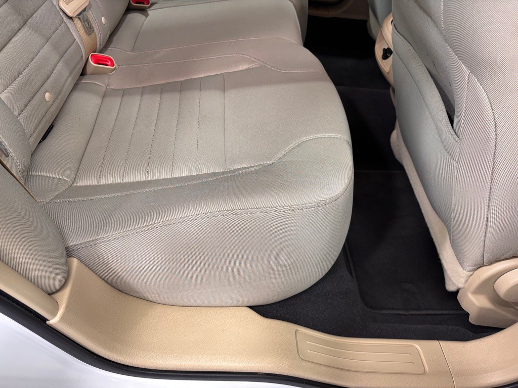 2018 Ford Taurus Image 24