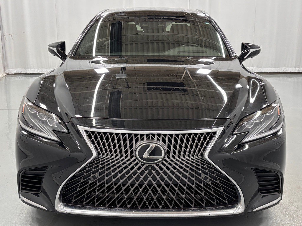 2018 Lexus LS Image 2