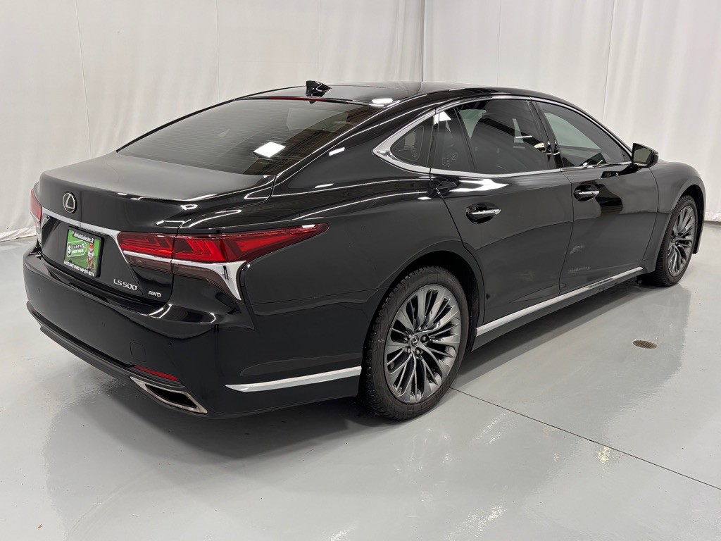 2018 Lexus LS Image 5