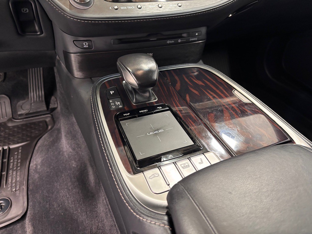 2018 Lexus LS Image 14