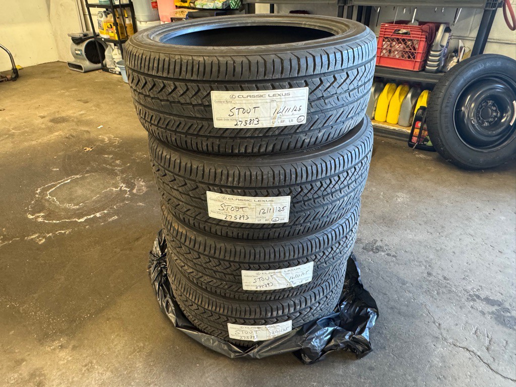 2018 Lexus LS Image 38