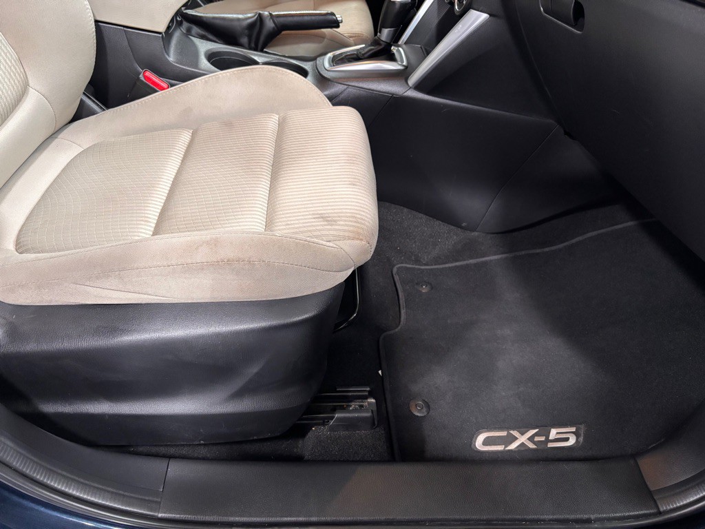 2015 Mazda CX-5 Image 17