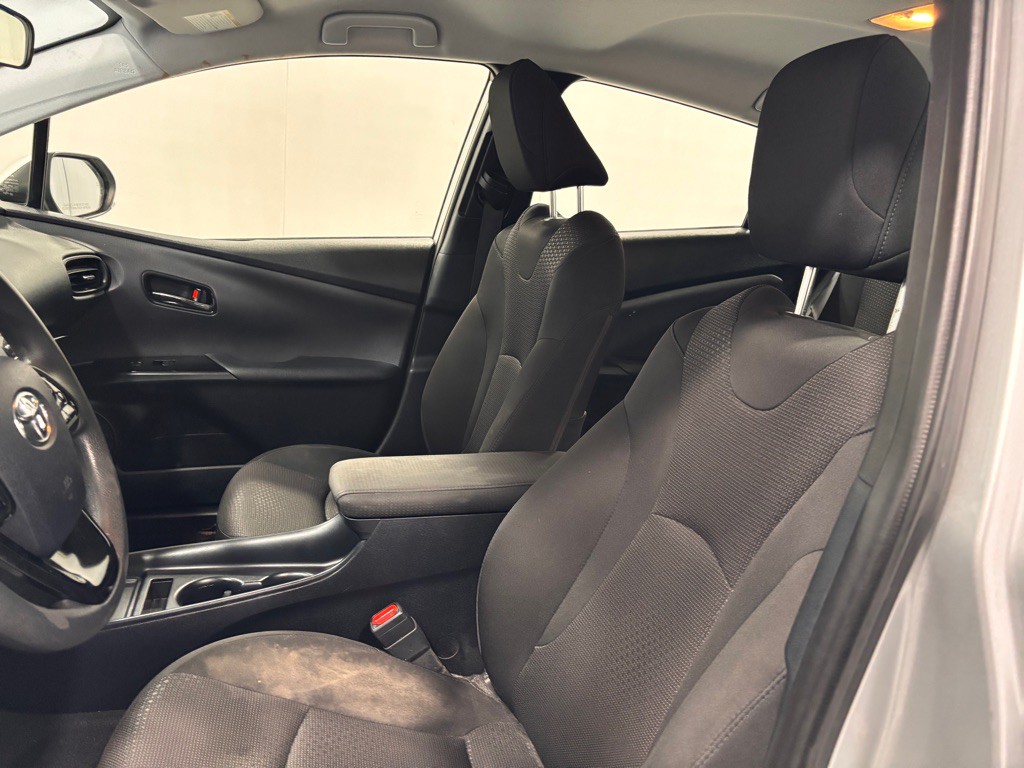 2021 Toyota Prius Image 12