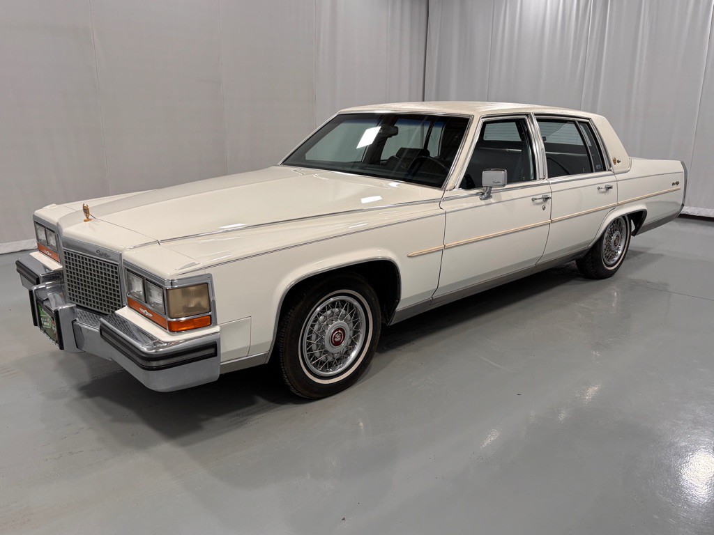 1987 Cadillac Brougham Image 1