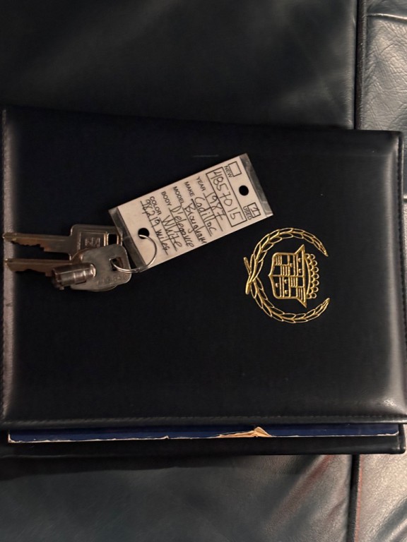 1987 Cadillac Brougham Image 34