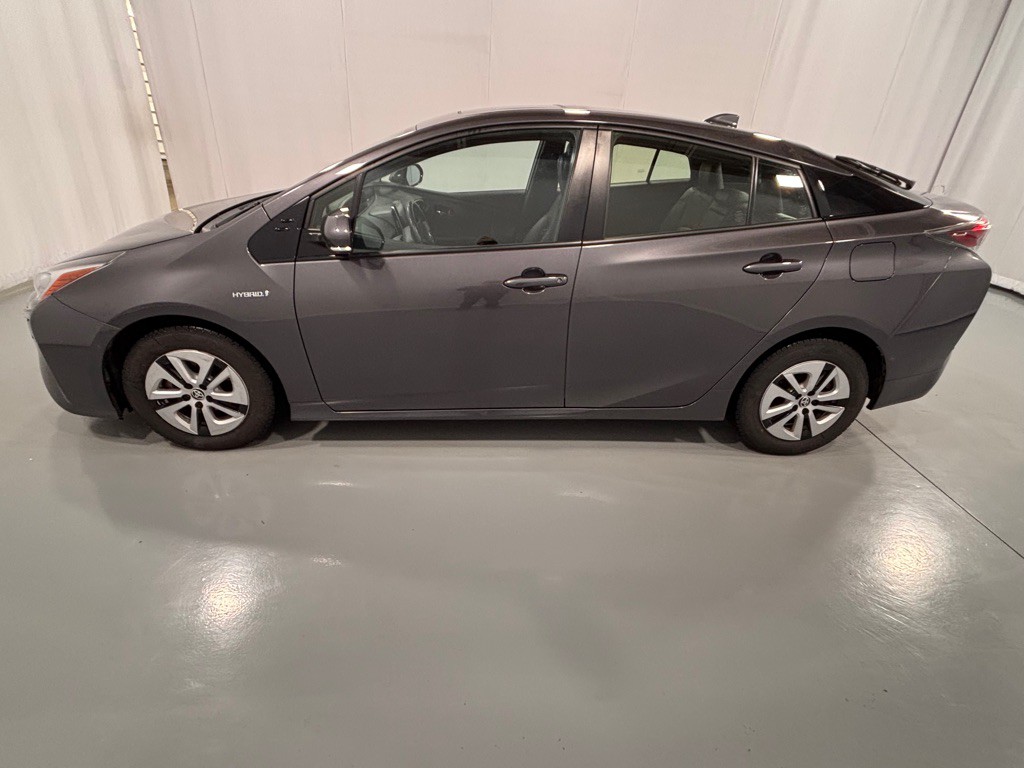 2018 Toyota Prius Image 8