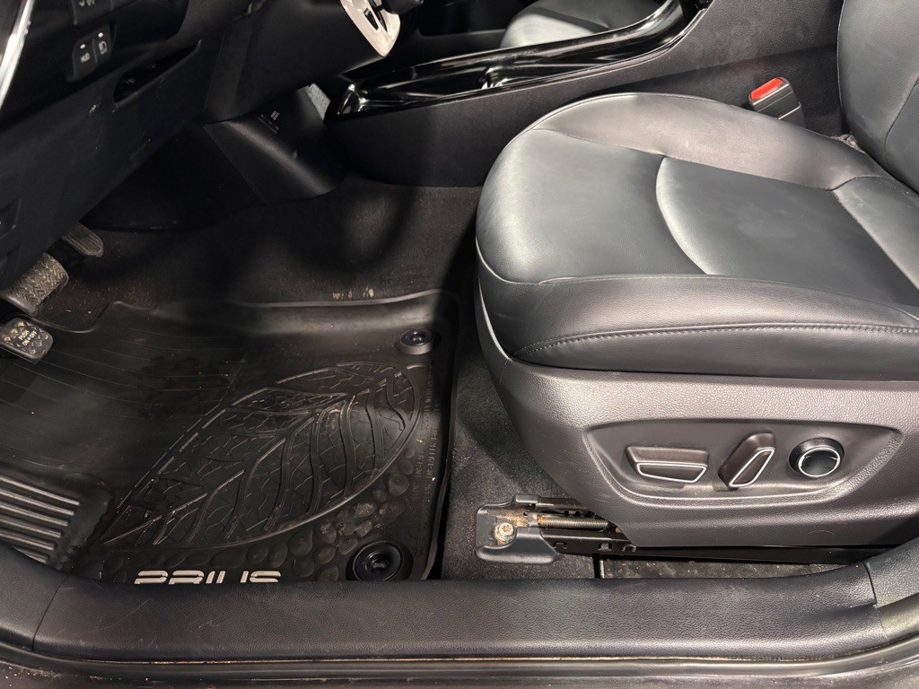 2018 Toyota Prius Image 11