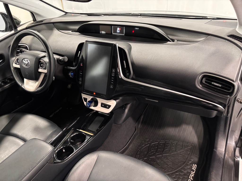 2018 Toyota Prius Image 17