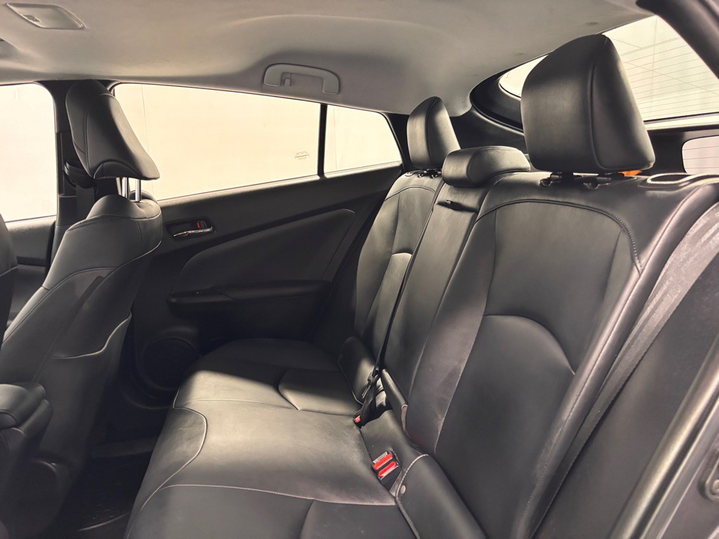 2018 Toyota Prius Image 22