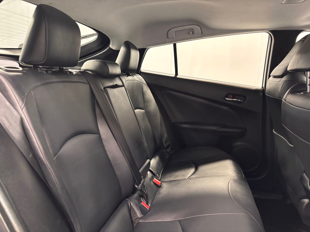 2018 Toyota Prius Image 25