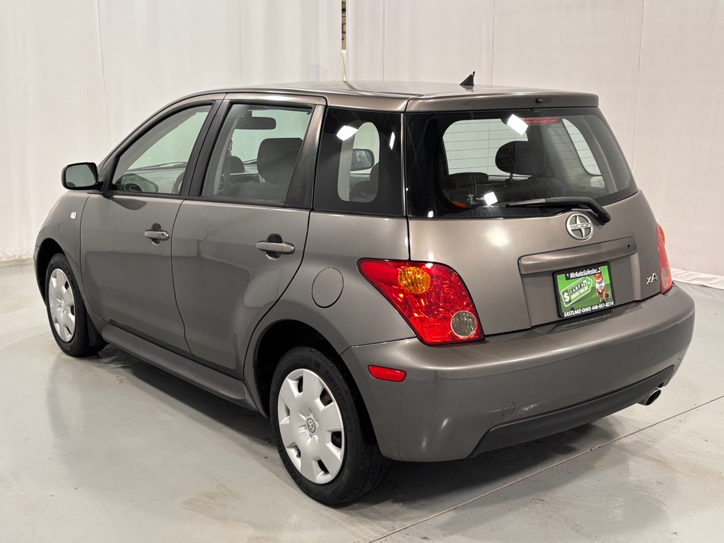 2005 Scion xA Image 7