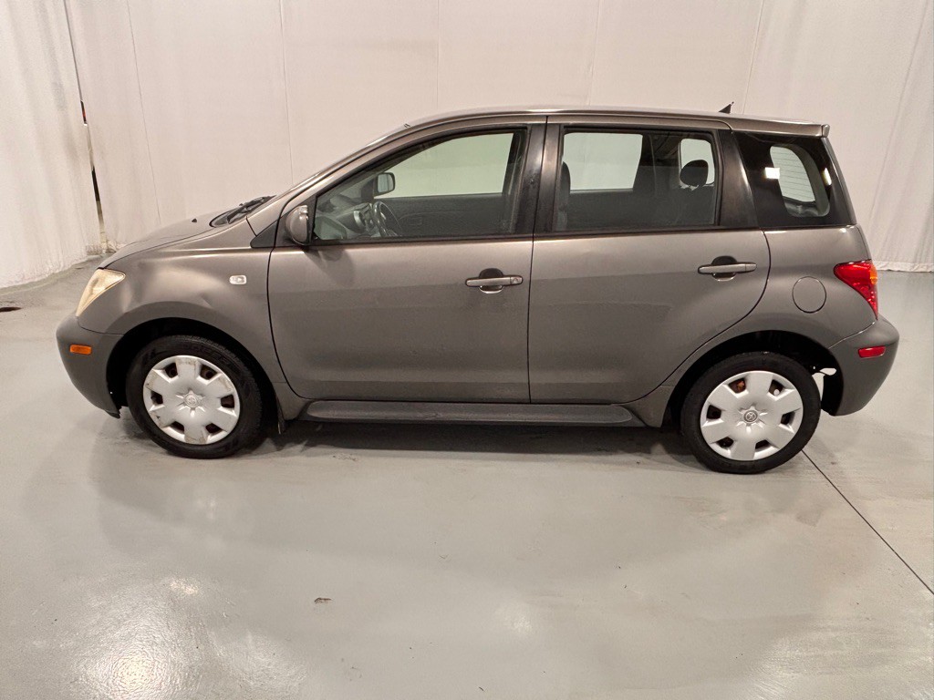 2005 Scion xA Image 8