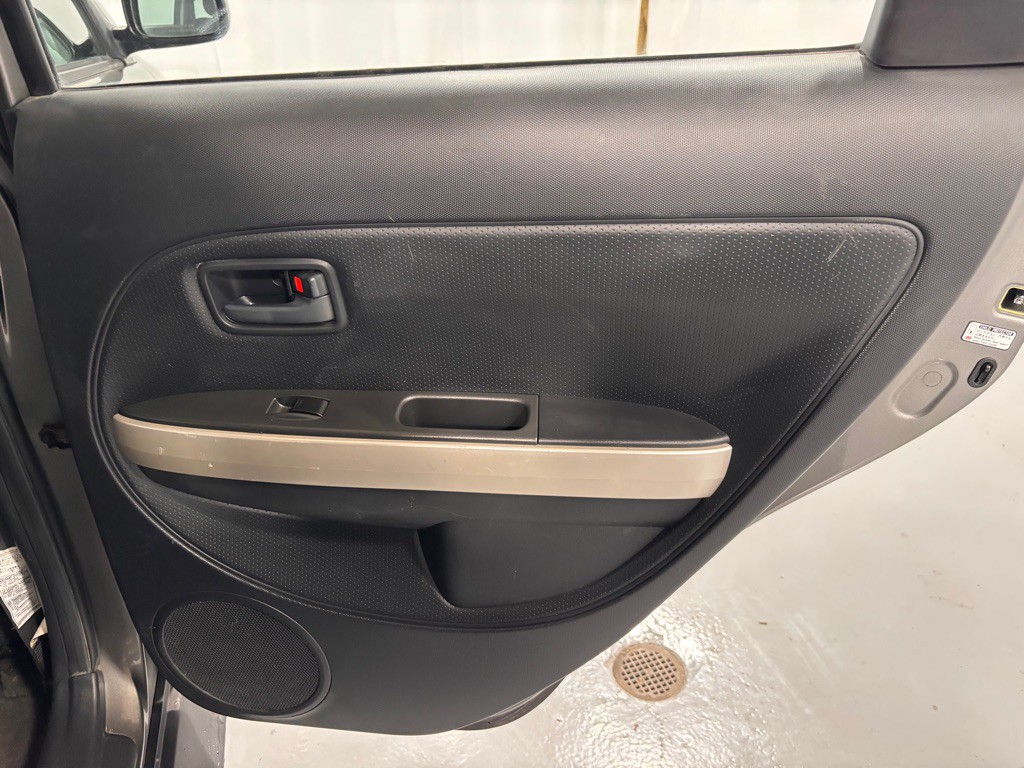 2005 Scion xA Image 27