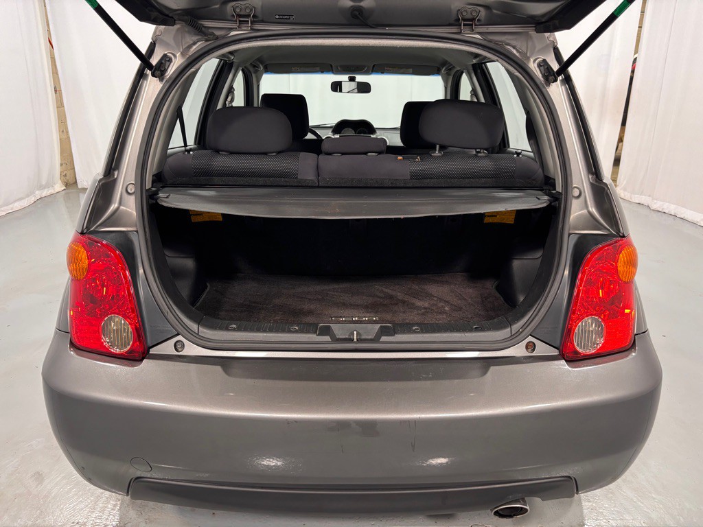 2005 Scion xA Image 28