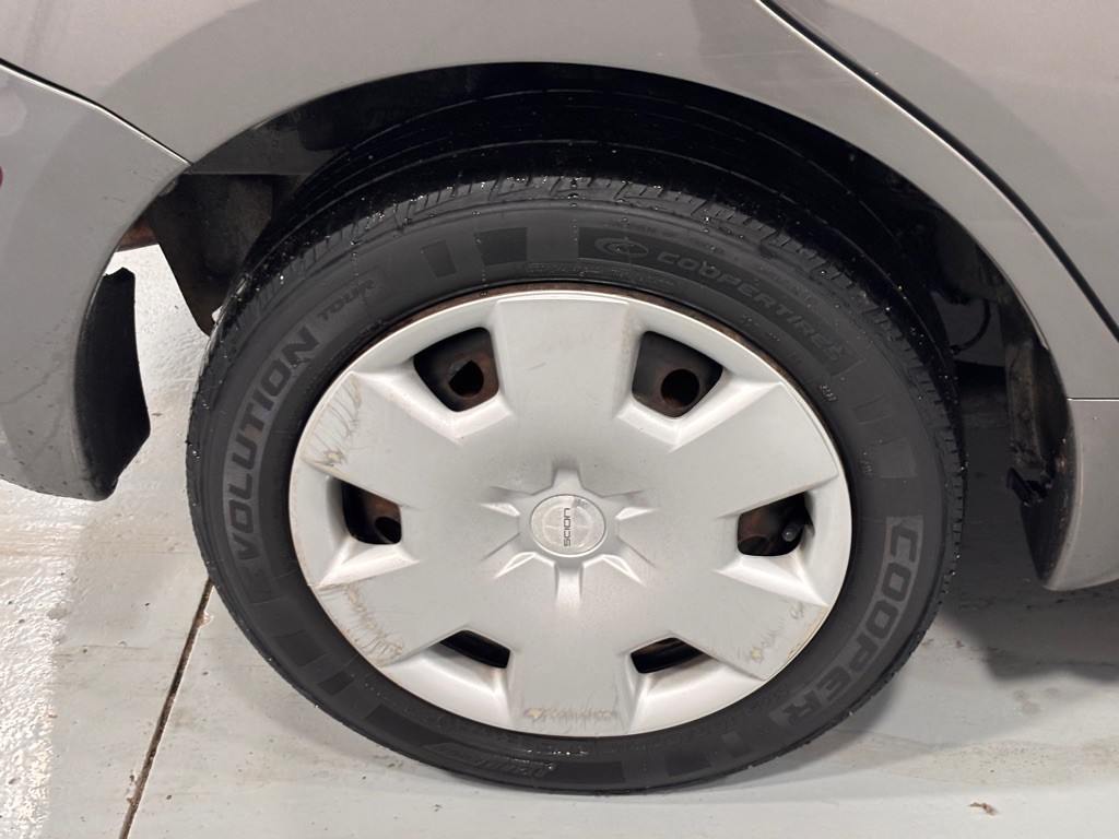 2005 Scion xA Image 33