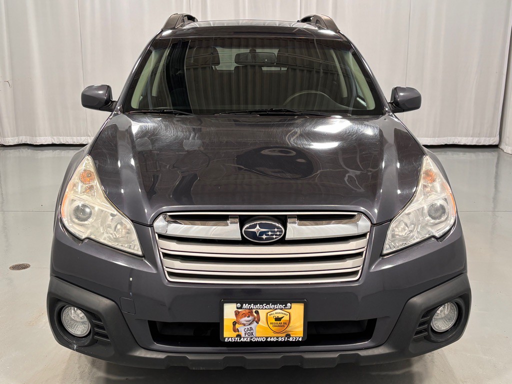 2014 Subaru Outback Image 2