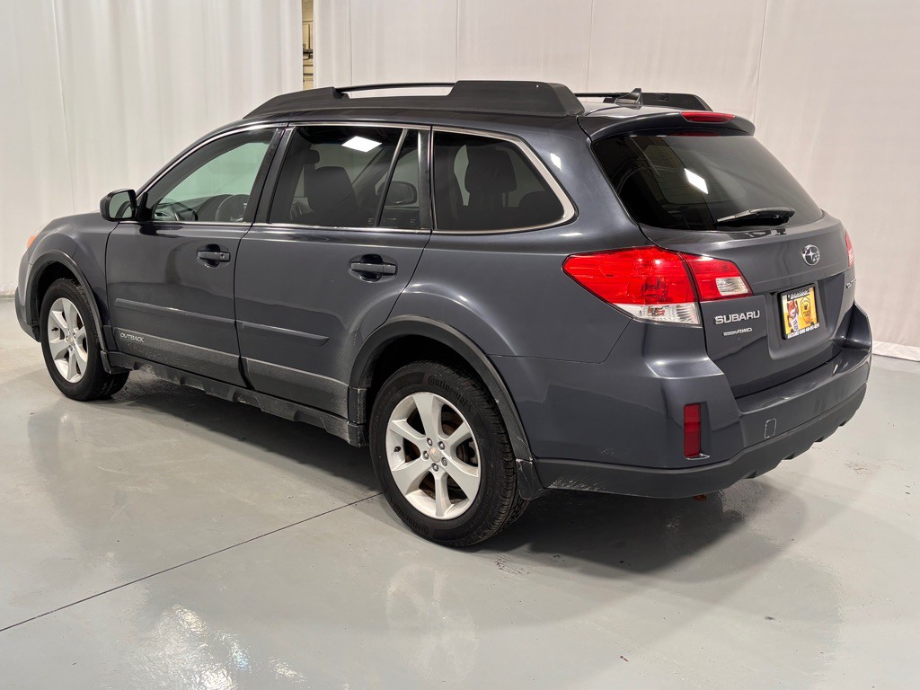 2014 Subaru Outback Image 7