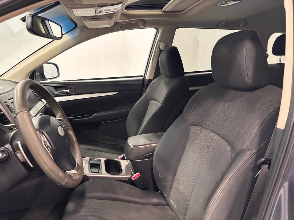 2014 Subaru Outback Image 12