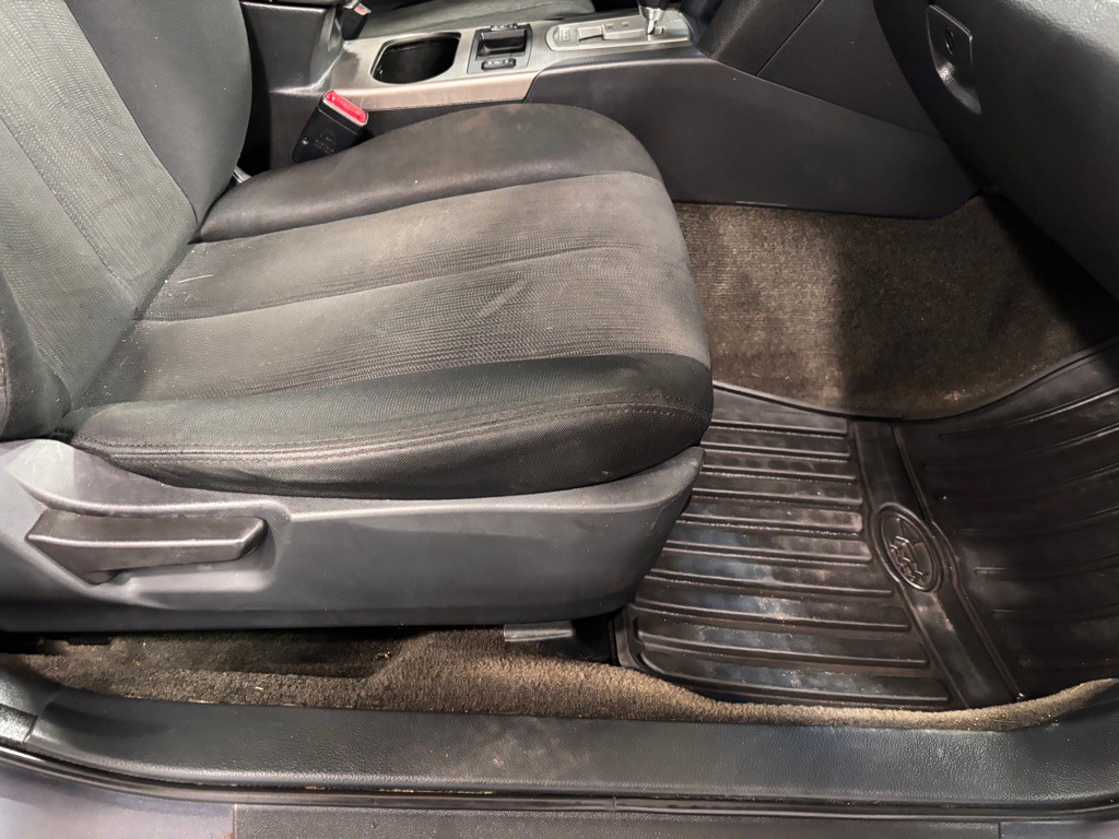 2014 Subaru Outback Image 18