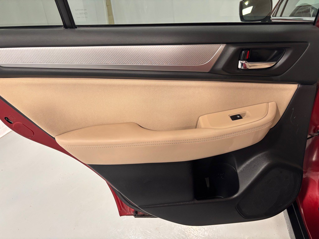 2017 Subaru Outback Image 23