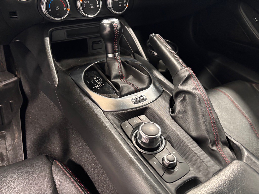 2016 Mazda MX-5 Miata Image 13