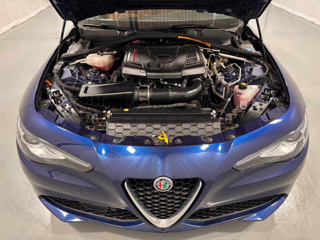 2017 Alfa Romeo Giulia Image 29