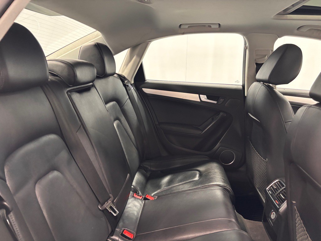 2011 Audi A4 Image 25