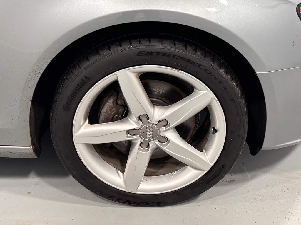 2011 Audi A4 Image 32