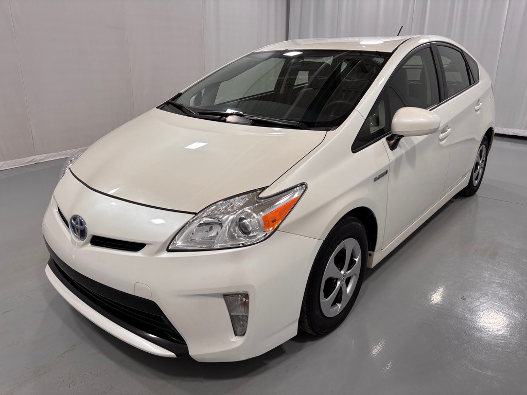 2014 Toyota Prius Image 1