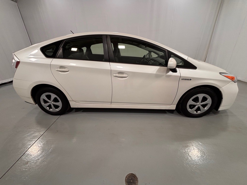 2014 Toyota Prius Image 4