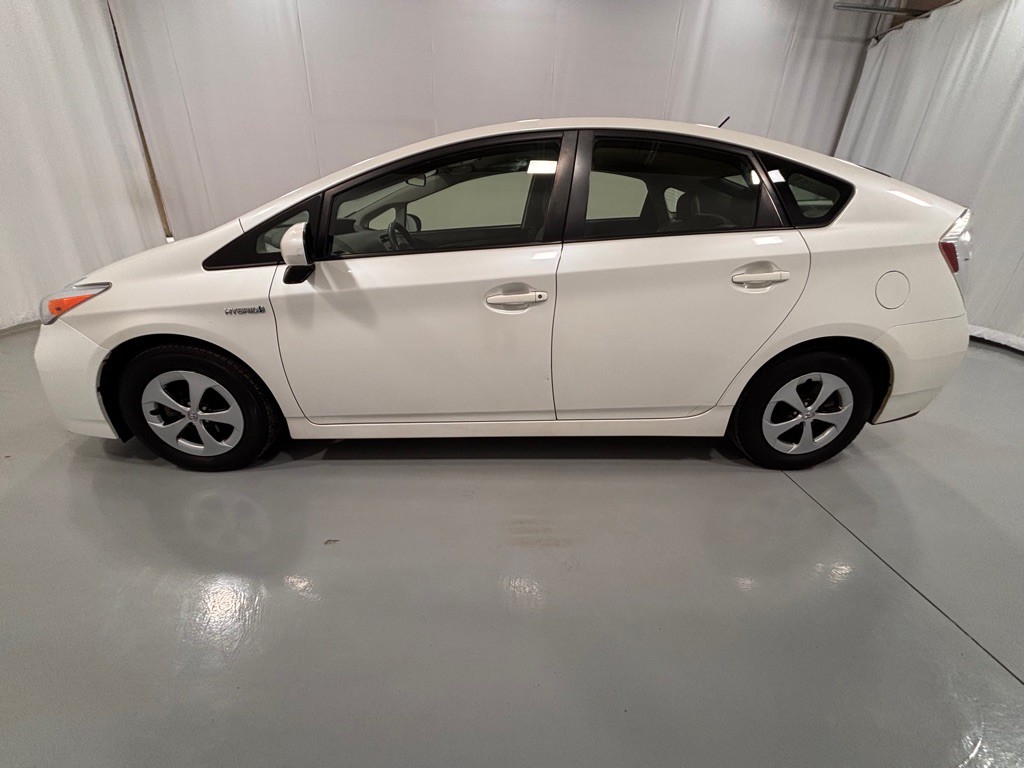2014 Toyota Prius Image 8