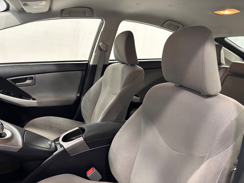 2014 Toyota Prius Image 12