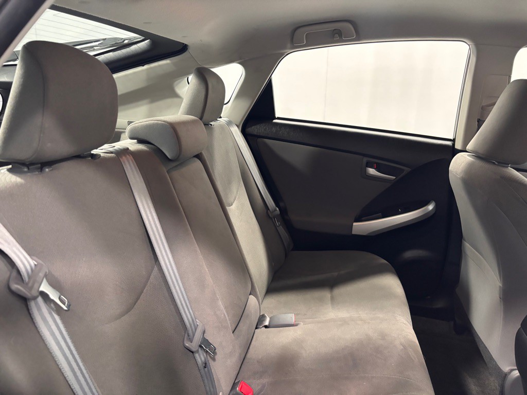 2014 Toyota Prius Image 25
