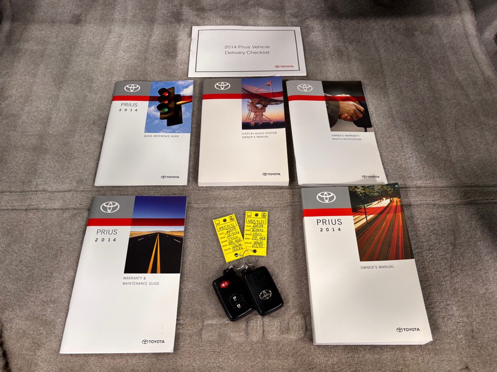 2014 Toyota Prius Image 34