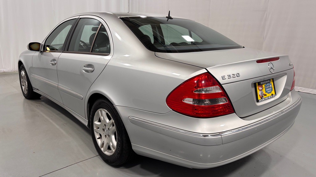 2004 Mercedes-Benz E-Class Image 7
