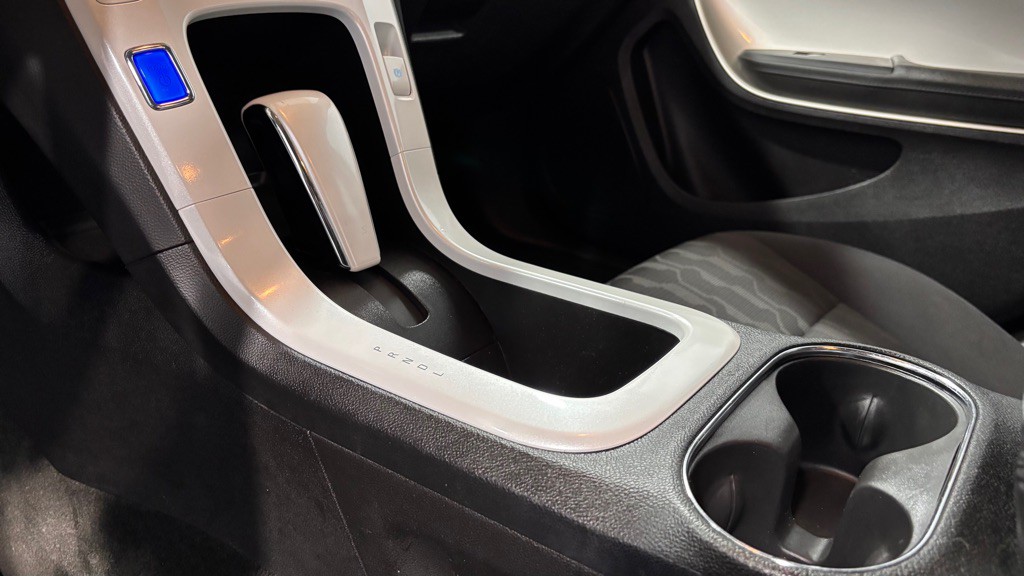 2013 Chevrolet Volt Image 14