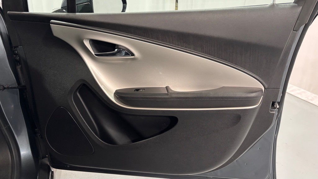 2013 Chevrolet Volt Image 20