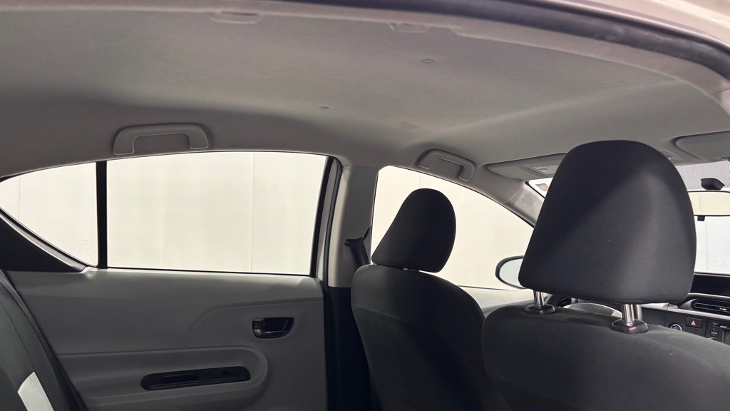 2013 Toyota Prius Image 26