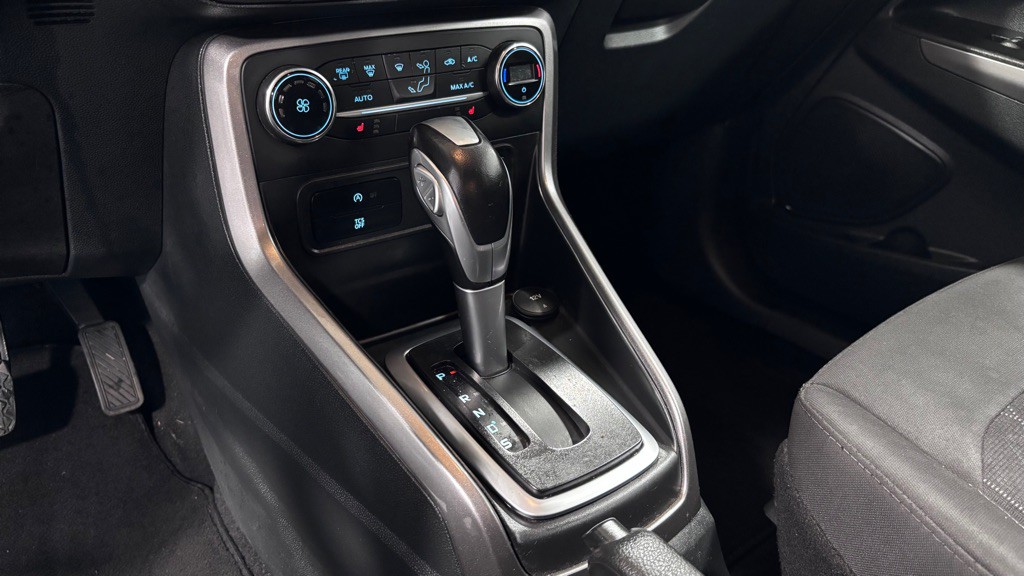 2019 Ford Econoline Image 15