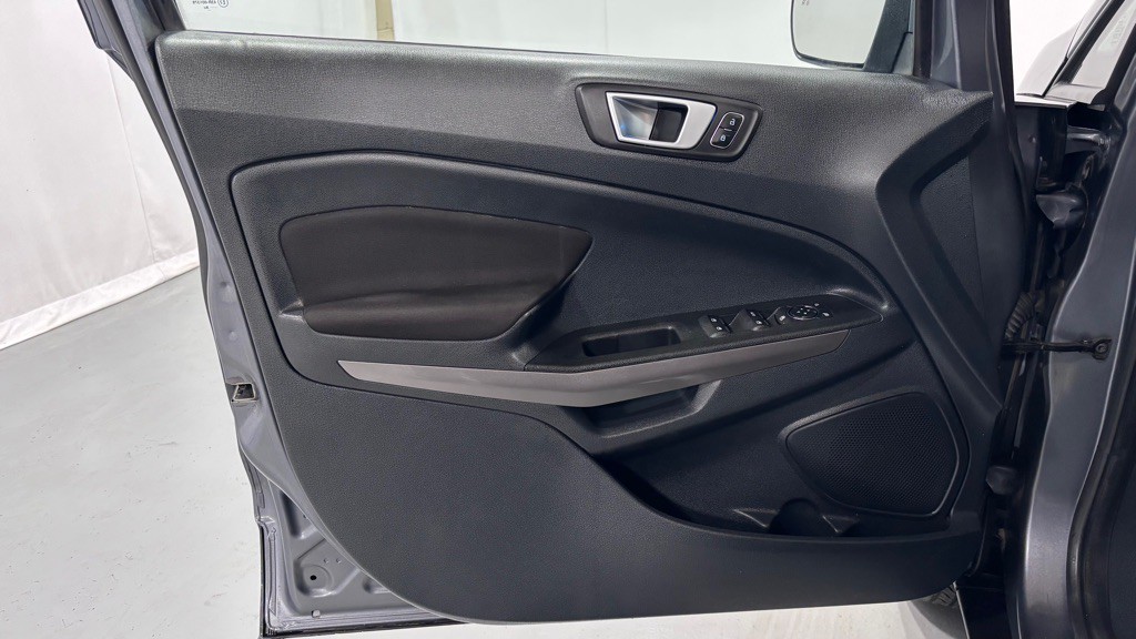 2019 Ford Econoline Image 16