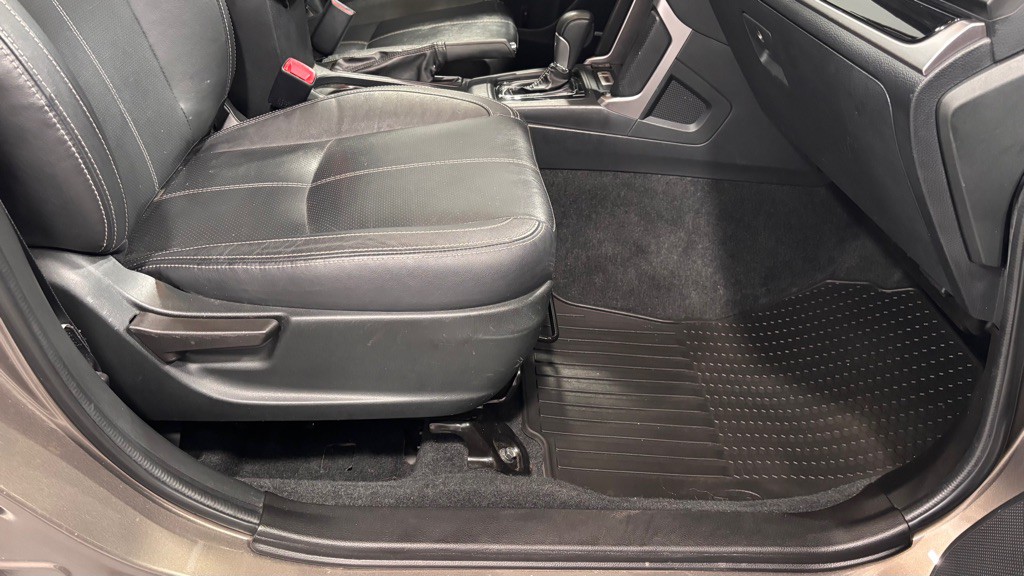 2018 Subaru Forester Image 17