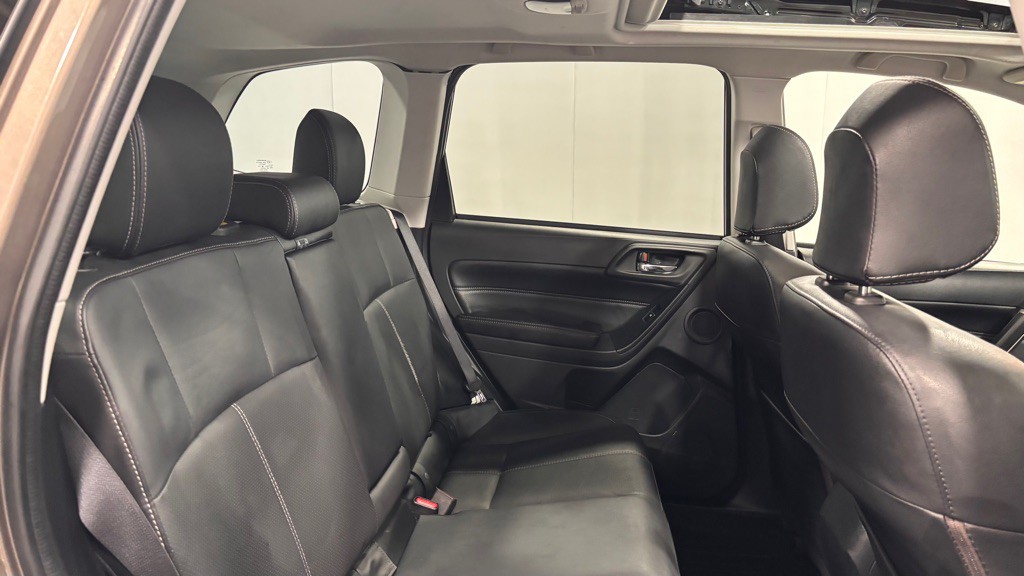 2018 Subaru Forester Image 24