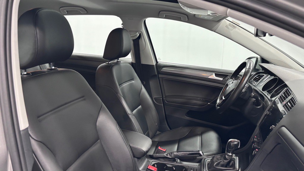 2019 Volkswagen Golf Image 19