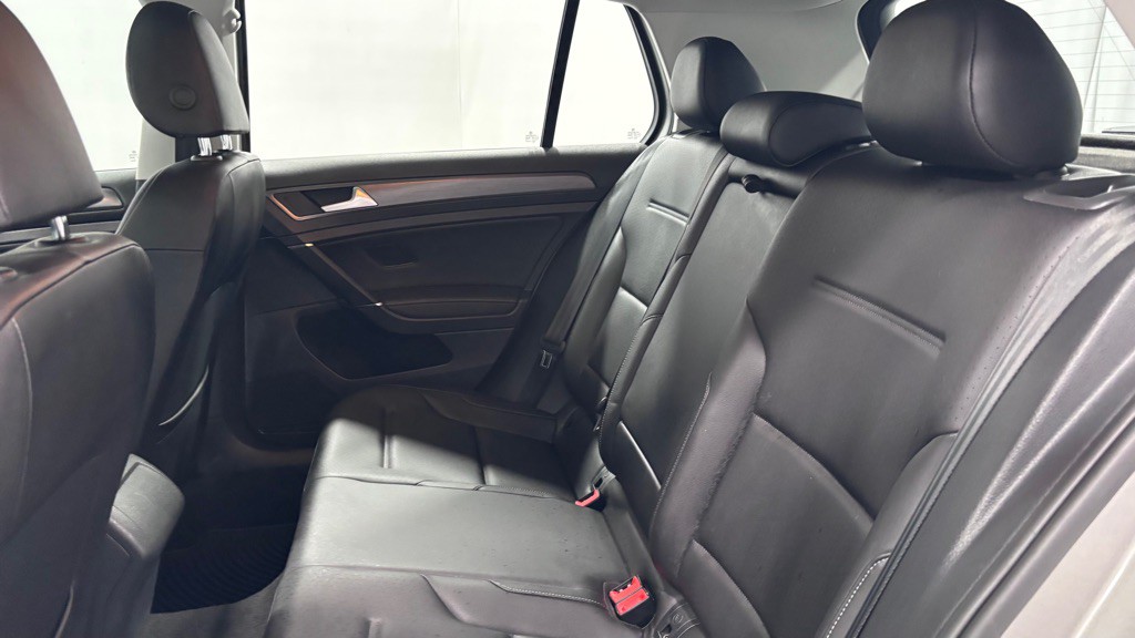 2019 Volkswagen Golf Image 22