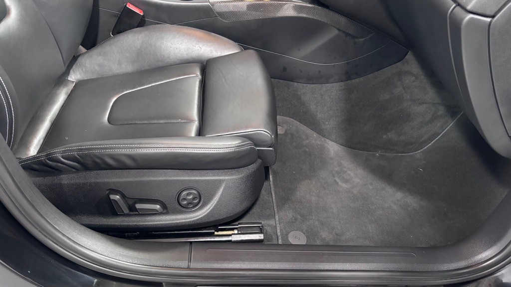 2012 Audi S4 Image 18