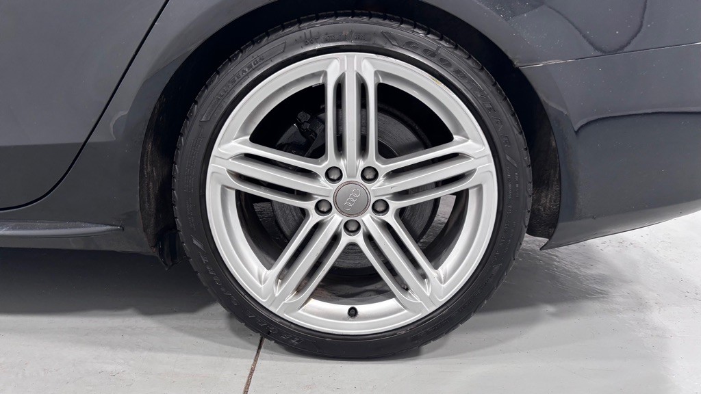 2012 Audi S4 Image 31