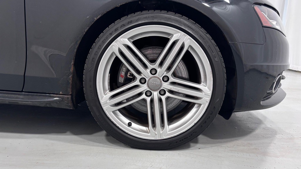 2012 Audi S4 Image 32